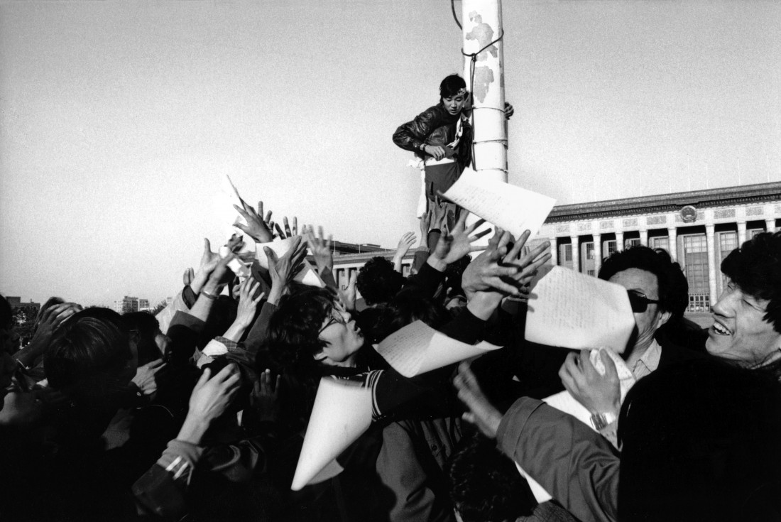 CHINA. Beijing. Tiananmen Square. May 14th. Second day of the students' hunger strike.